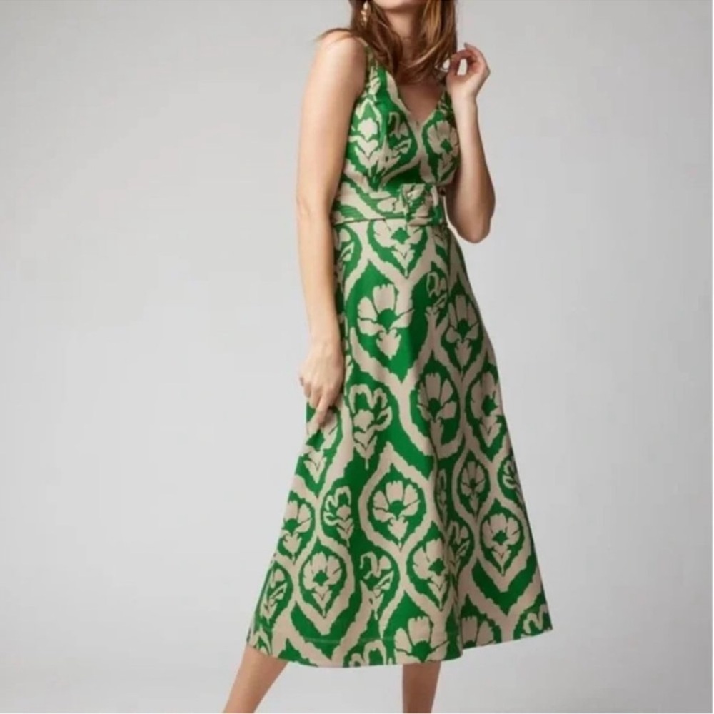 Green Patterned V-Neck Midi Dress